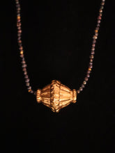 Load image into Gallery viewer, NECKLACE . TRUMPO BEAD ON SAND PEARLS
