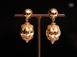 EARRINGS . KALABASA BEAD DROP