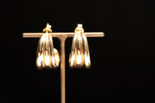 Load image into Gallery viewer, EARRINGS . 3LINE HALF HOOP
