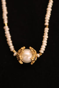 NECKLACE . CAP BEAD PEARL