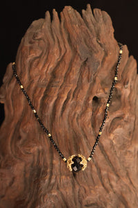 NECKLACE . BLACK CRYSTAL CAP BEAD