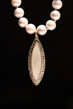 Load image into Gallery viewer, NECKLACE . MOTHER OR PEARL MARCASITE SPEAR
