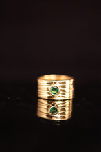 Load image into Gallery viewer, RING . STONE WOOD GRAIN BAND
