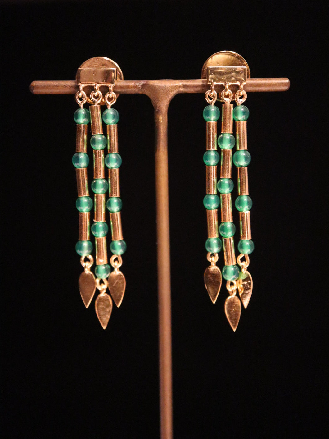 EARRINGS . GREEN AGATE TUBE FRINGE