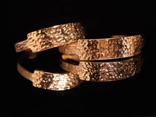 Load image into Gallery viewer, BANGLE. BRASS ID HAMMERED
