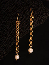 Load image into Gallery viewer, EARRING. PEARL CHAIN DROP
